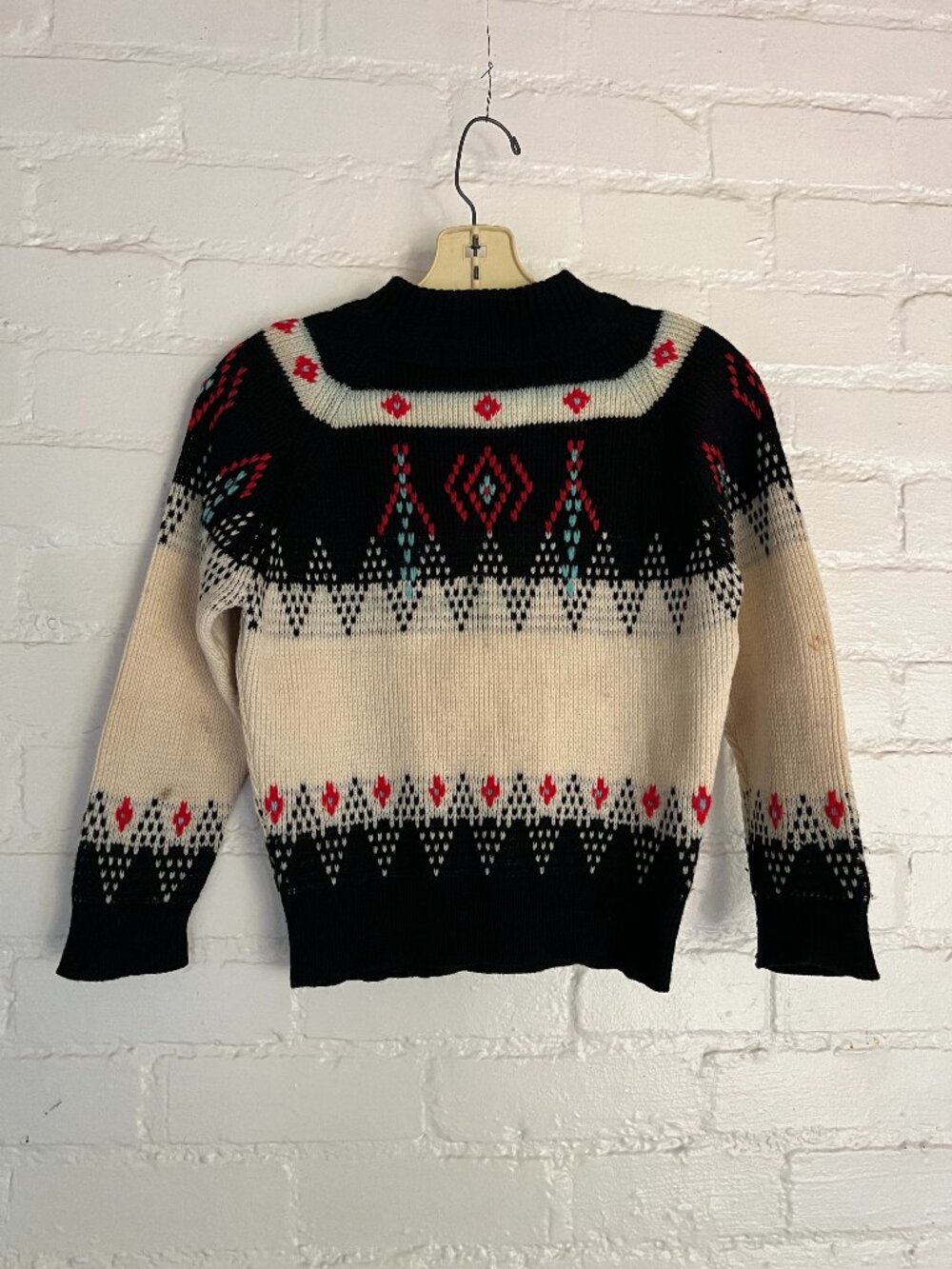 Vintage Ireland Small Women's Cropped Wool Sweater